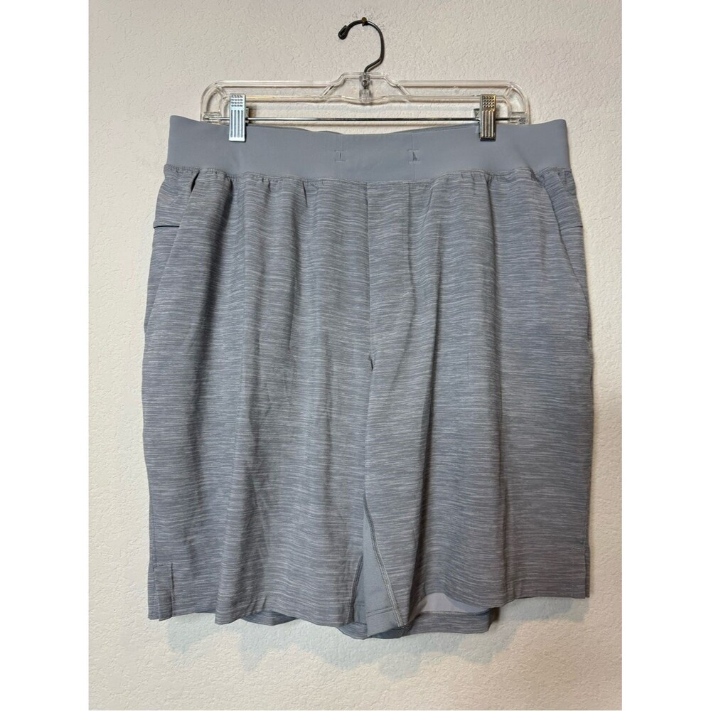 lululemon athletica Men’s T.H.E. Heathered Light Gray Athletic Shorts size XL